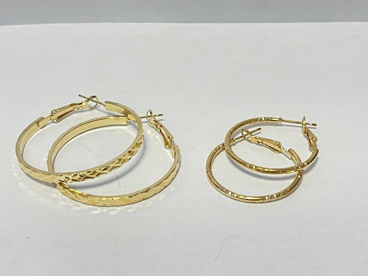 GCJ314 Set of 2 Gold hoop Earrings-2