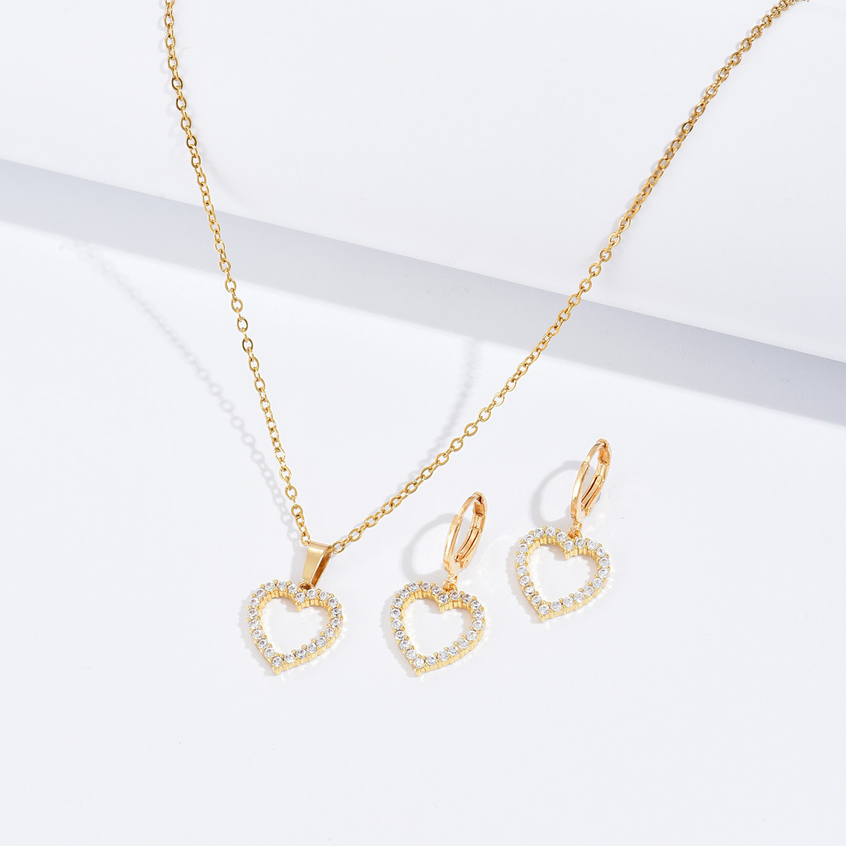 GCJ382 Love heart Necklace and Drop Earring Set (4)