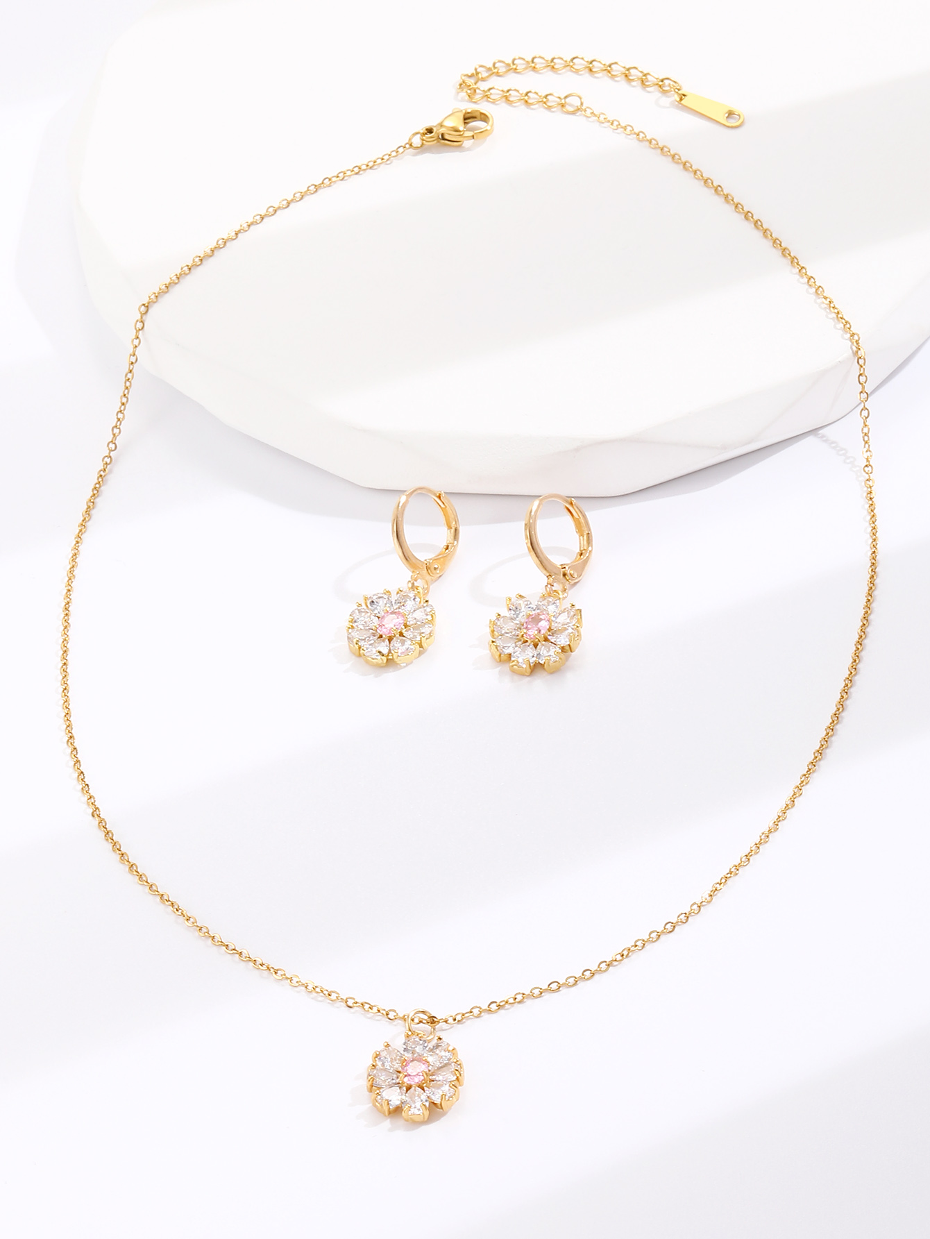 GCJ385 Pink Flower Necklace and Earrings set (2)